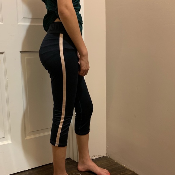 H&M 3/4 high Rise - Picture 4 of 4